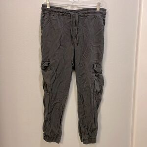 Cloth and Stone woman’s dark grey draw string pants